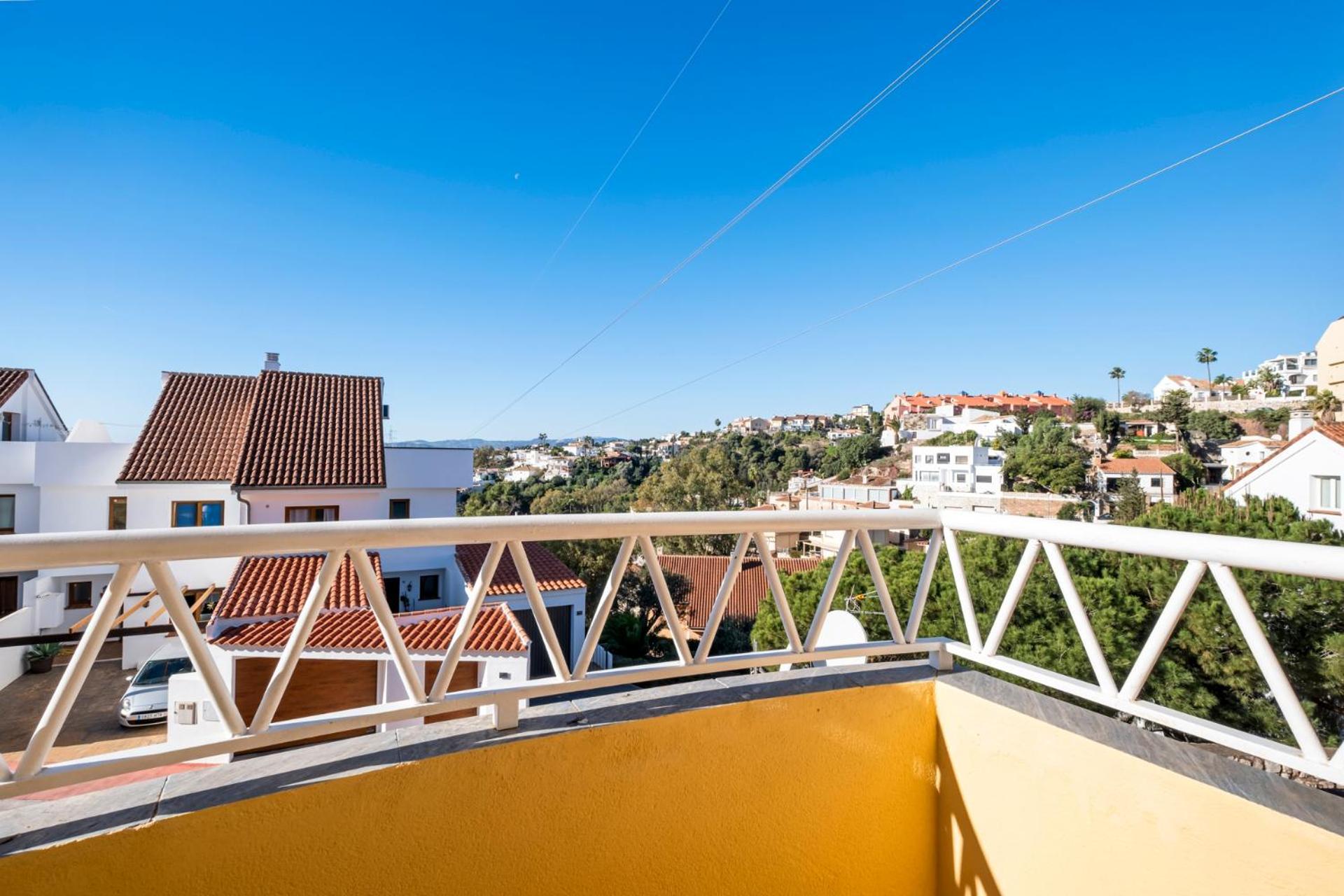 Apartment Terrace Penthouse In Torreblanca By Costarentals - Ref 44
